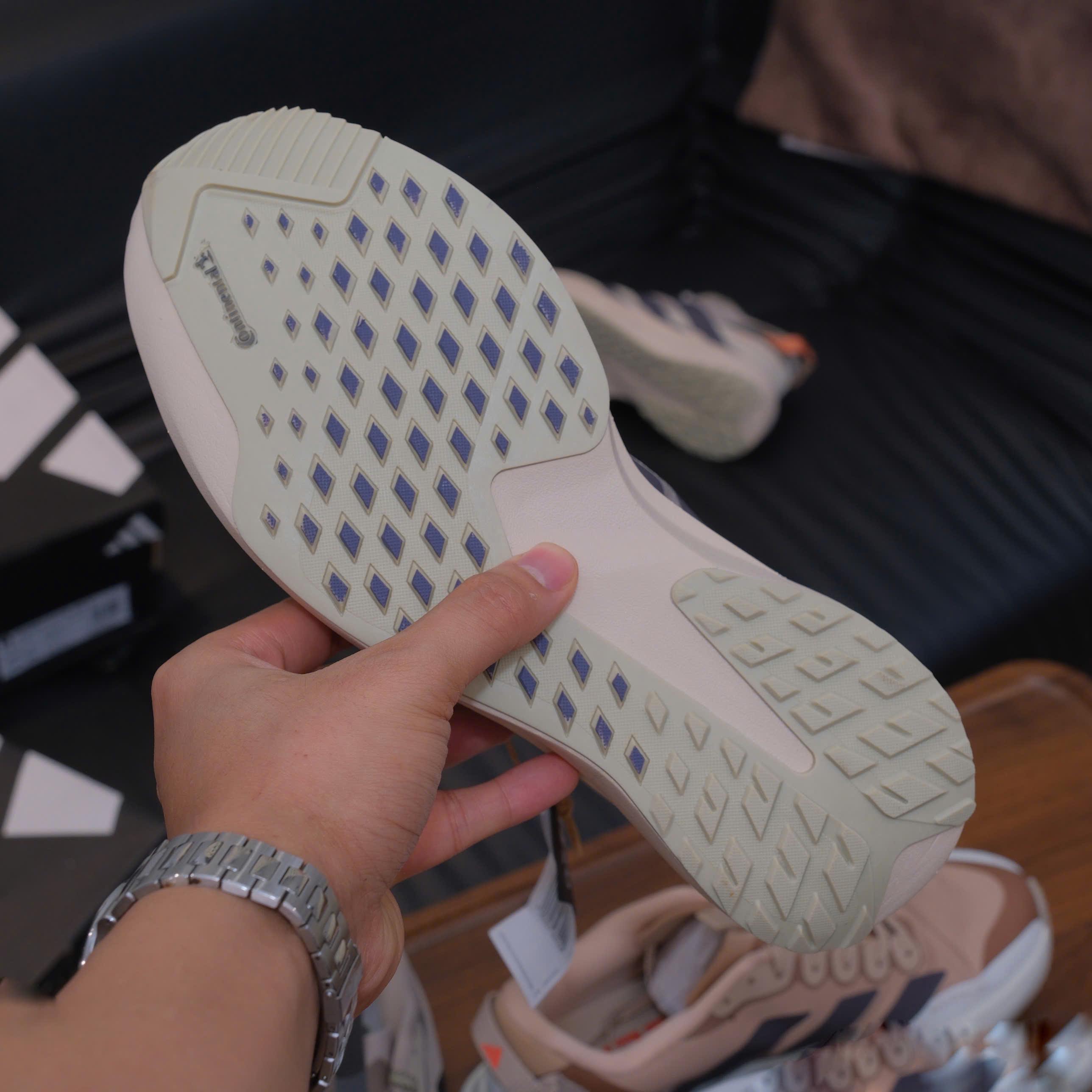 productmodeladidas-adizero-evo-sl-atr7-1.jpg