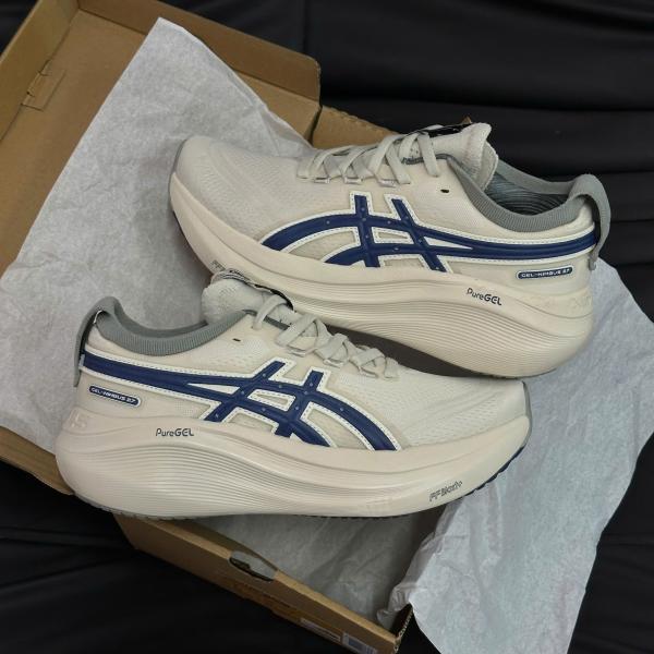 Giày chạy bộ Asics Gel Nimbus 27 ATC