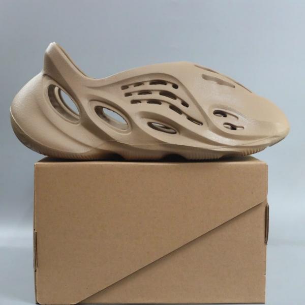 Giày Adidas Yeezy Foam Runner