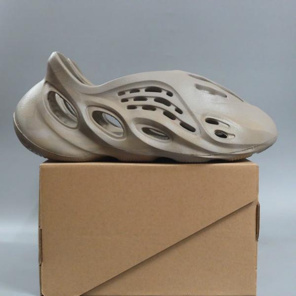 Giày Adidas Yeezy Foam Runner