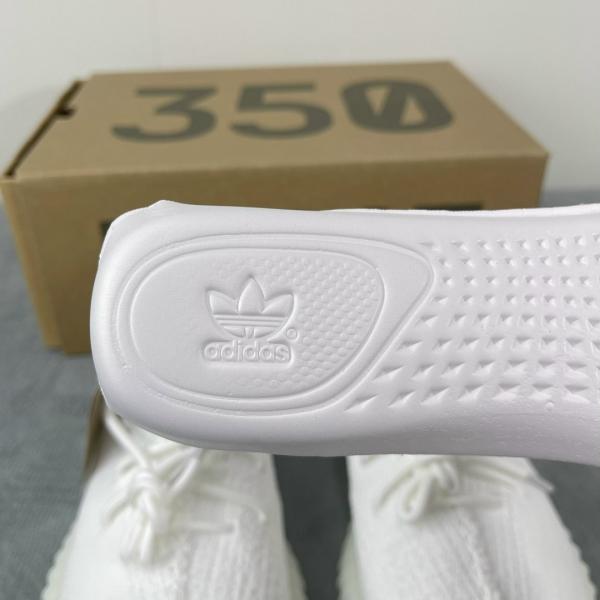 Giày Adidas Yzy350