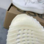 Giày Adidas Yzy350