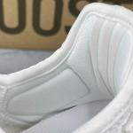 Giày Adidas Yzy350