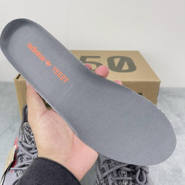 Giày Adidas Yzy350
