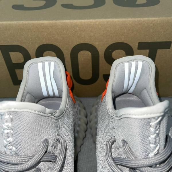 Giày Adidas Yzy350