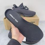 Giày Adidas Yzy350