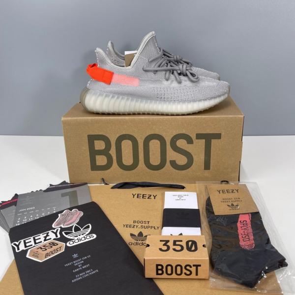 Giày Adidas Yzy350