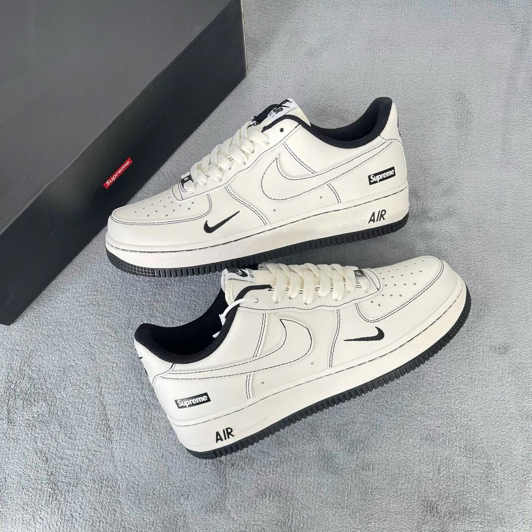 Giày Air Force 1 x Supreme Màu Trắng Viền Đen