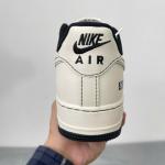 Giày Air Force 1 x Supreme Màu Trắng Viền Đen