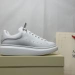 Giày Alexander McQueen Oversized Sneaker