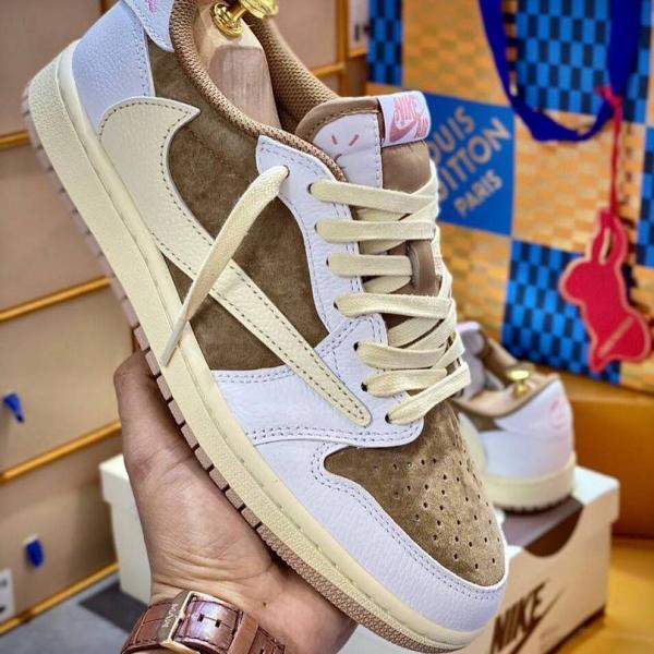 Giày Jordan 1 Low OG Travis Scott Brown Shy Like Auth