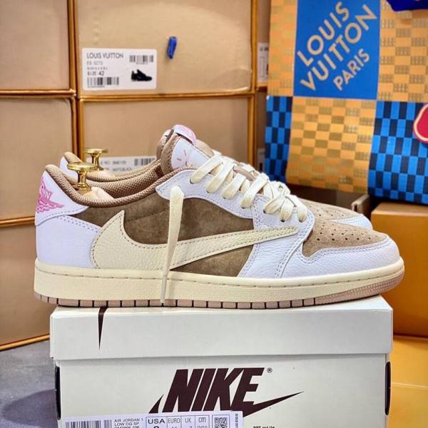 Giày Jordan 1 Low OG Travis Scott Brown Shy Like Auth