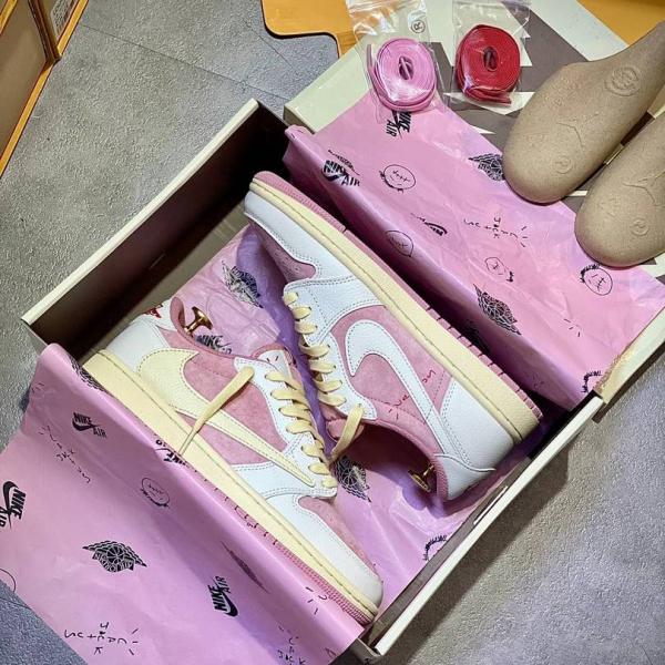 Giày Jordan 1 Low OG Travis Scott Màu Hồng Shy Like Auth