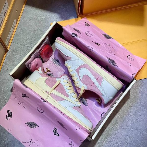 Giày Jordan 1 Low OG Travis Scott Màu Hồng Shy Like Auth