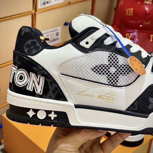 Giày Louis Vuitton Lv Trainer Monogram Black quai Velcro Best Quality