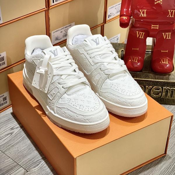 Giày Louis Vuition Trainer Trắng Best Quality