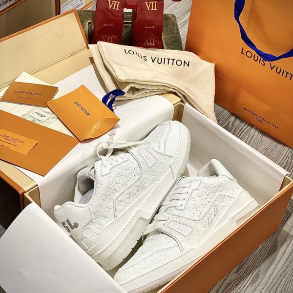 Giày Louis Vuition Trainer Trắng Best Quality