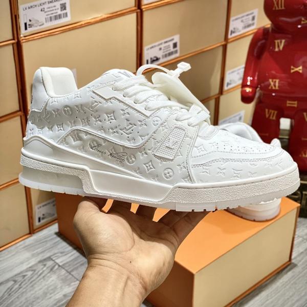 Giày Louis Vuition Trainer Trắng Best Quality