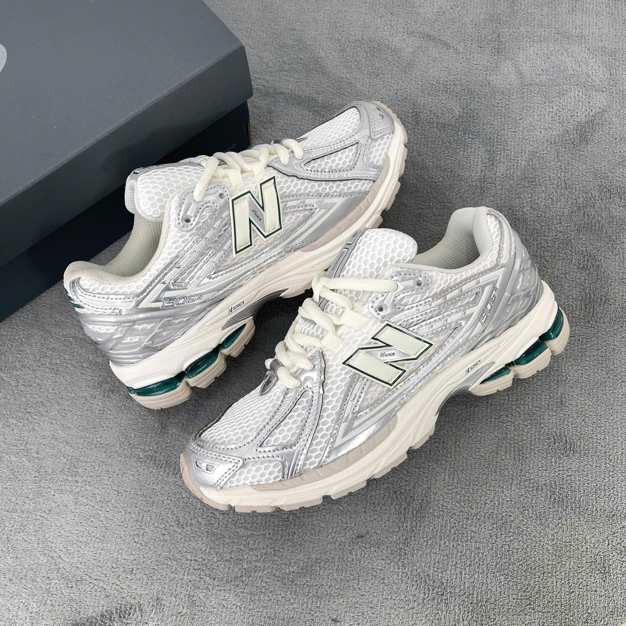 Giày New Balance 1906R ‘Silver Metalic’