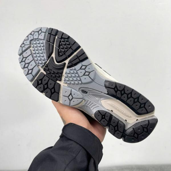 Giày New Balance 1906R White Grey Like Auth