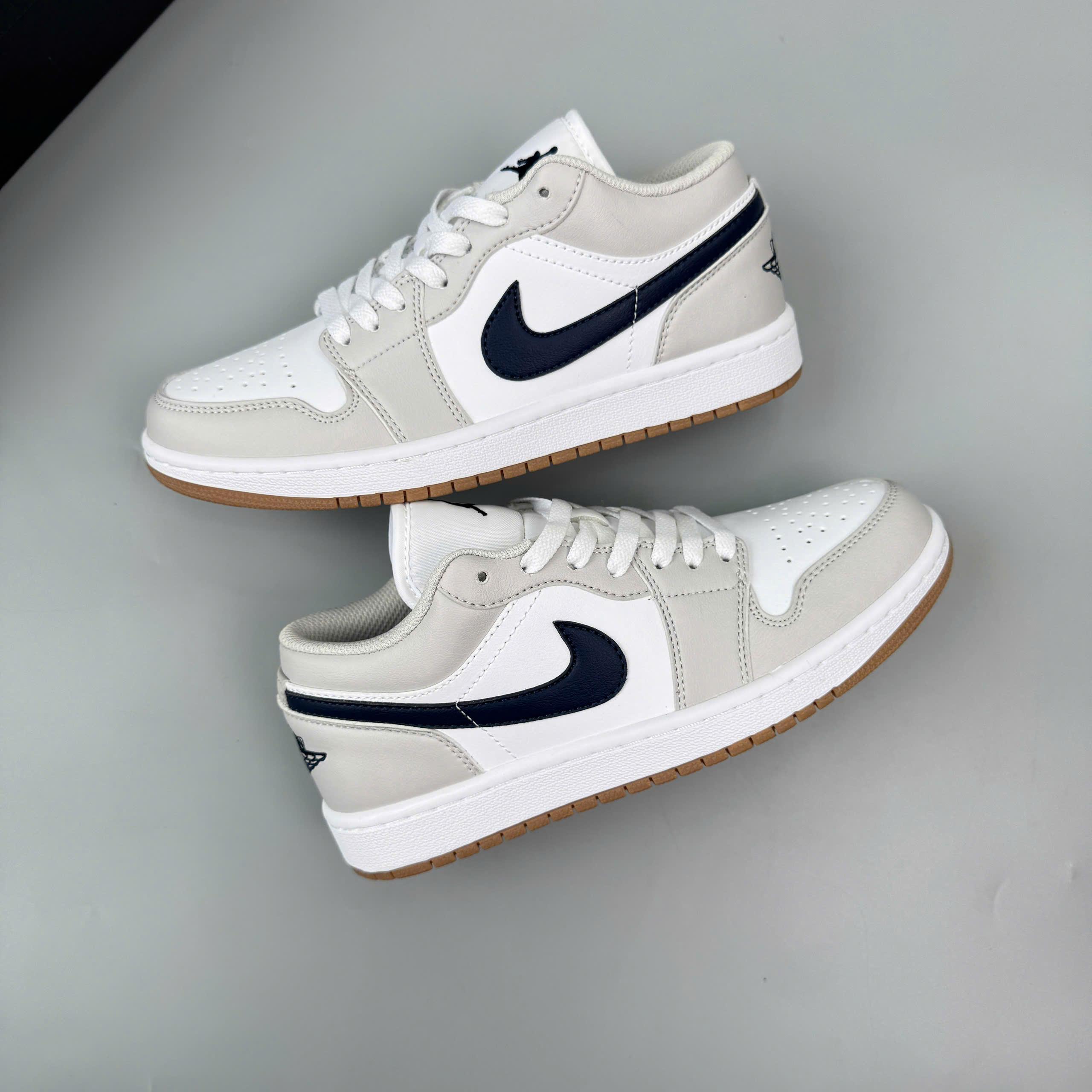Giày Nike Air Jordan 1 Low ‘Georgetown’