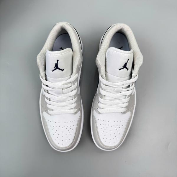 Giày Nike Air Jordan 1 Low ‘Georgetown’