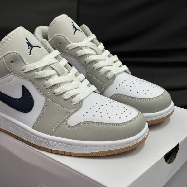 Giày Nike Air Jordan 1 Low ‘Georgetown’