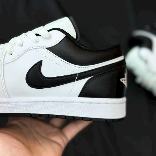 Giày Nike Air Jordan 1 Low ‘Reverse Panda’