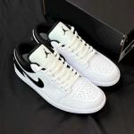 Giày Nike Air Jordan 1 Low ‘Reverse Panda’