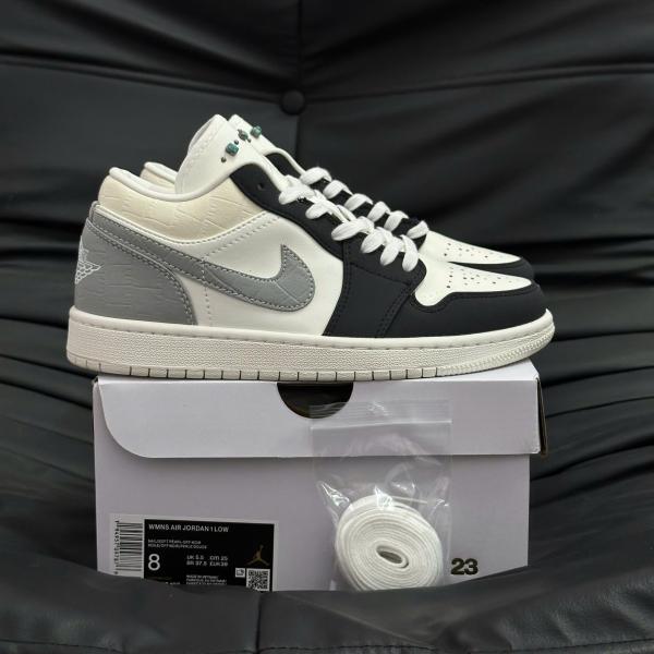 Giày Nike Air Jordan 1 Low ‘Sail Light Smoke Grey’