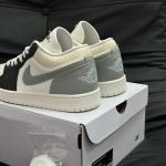 Giày Nike Air Jordan 1 Low ‘Sail Light Smoke Grey’