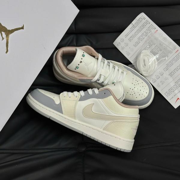 Giày Nike Air Jordan 1 Low ‘Sail Soft Pearl Like Auth