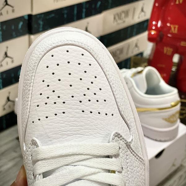 Giày Nike Air Jordan 1 Low White Swosh Gold