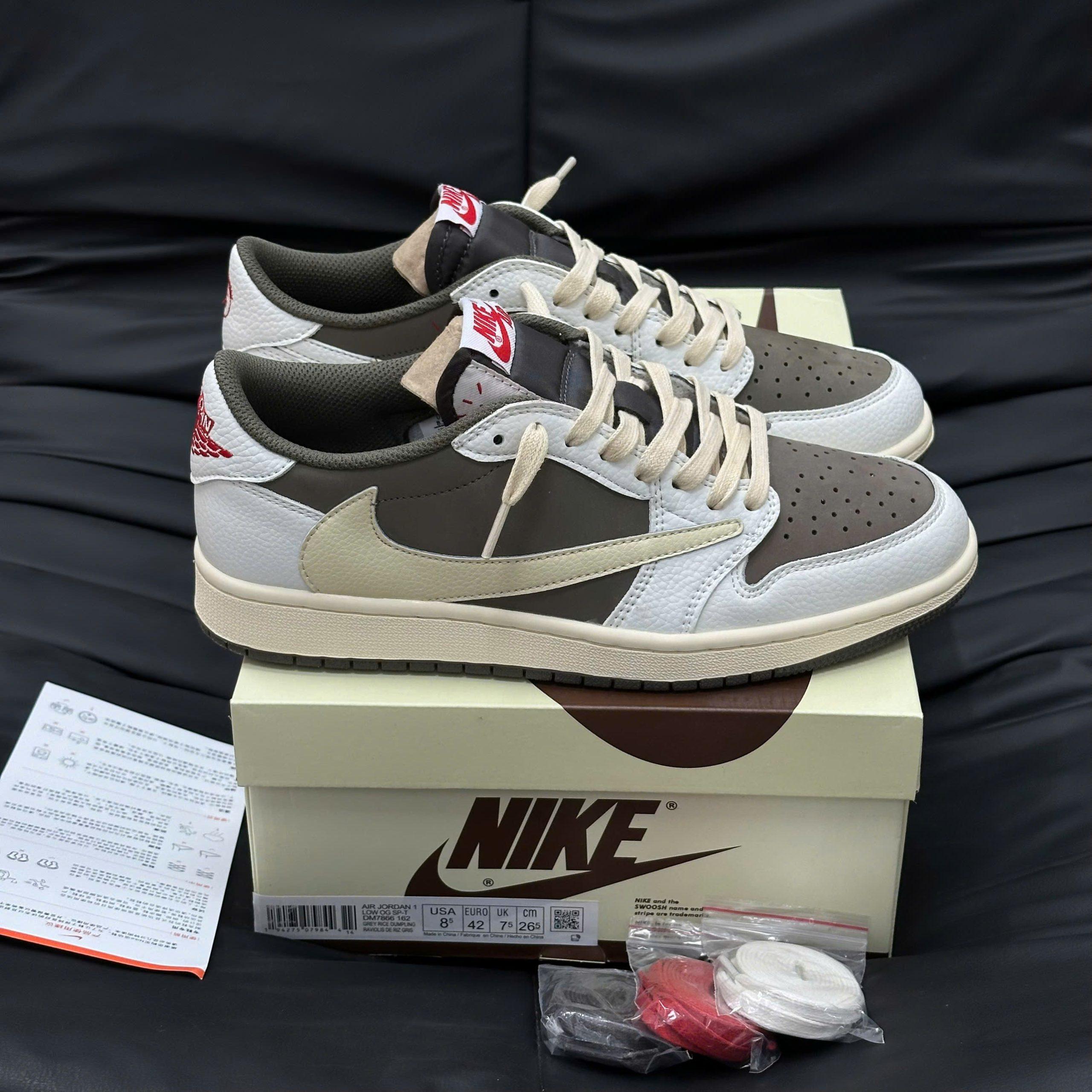 Giày Nike Air Jordan 1 Low x Travis Scott ‘Sail and Ridgerock’