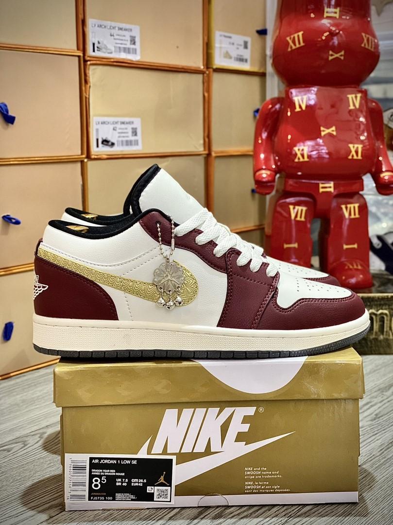 Giày Nike Air Jordan 1 Low Off The Grangon 2024
