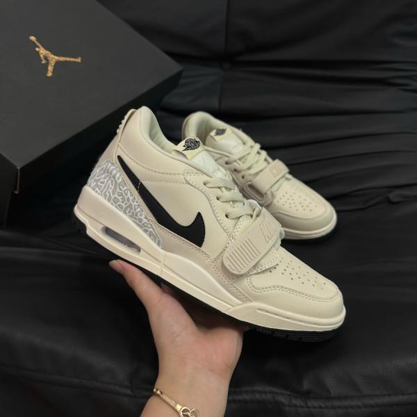 Giày Nike Air Jordan Legacy 312 Low Coconut Black