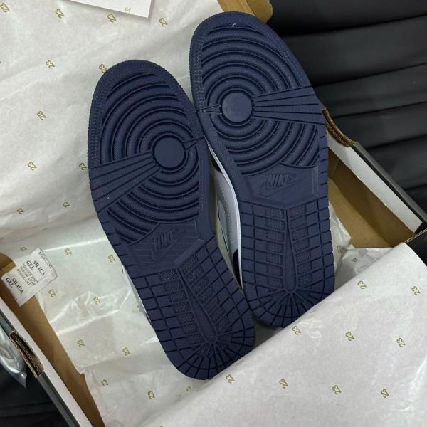 Giày Nike Jordan 1 Low Wolf Grey Midnight Navy
