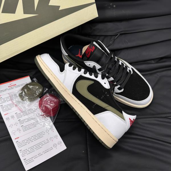 Giày Nike Travis Scott x Air Jordan 1 Low OG “Olive”