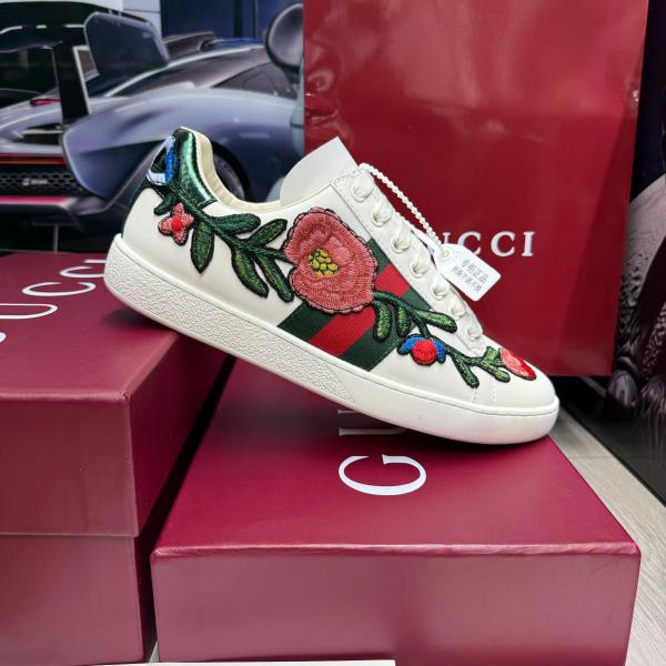 Giày Sneaker Gucci WMNS Ace Hoa Hồng
