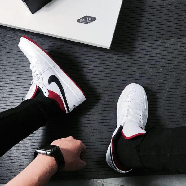 Giày Nike Air Jordan Low University Red Black Like Auth