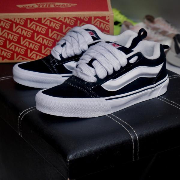 Vans Knu-Skool ‘Black White’