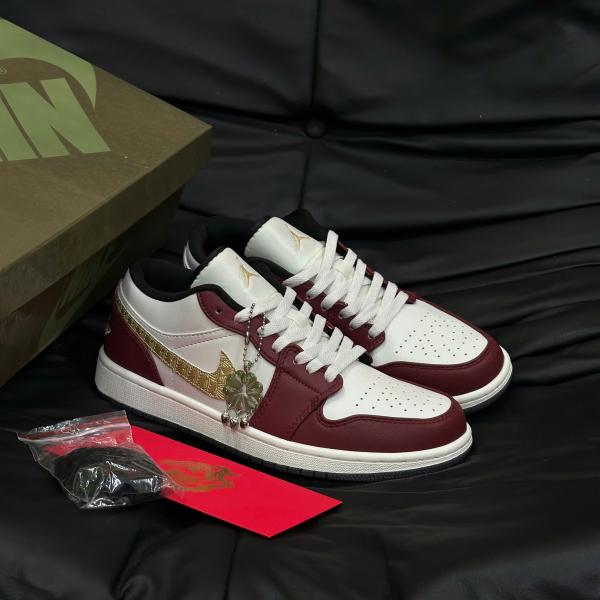 Giày Air Jordan 1 Low SE ‘Year of the Dragon’