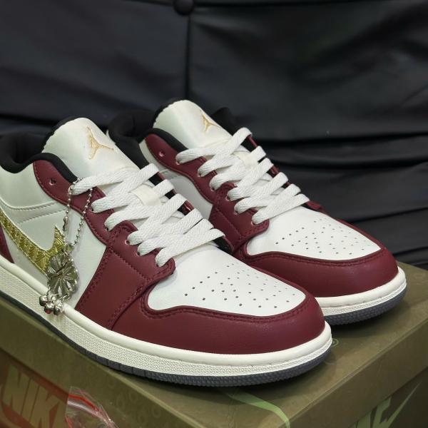 Giày Air Jordan 1 Low SE ‘Year of the Dragon’
