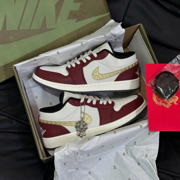 Giày Air Jordan 1 Low SE ‘Year of the Dragon’