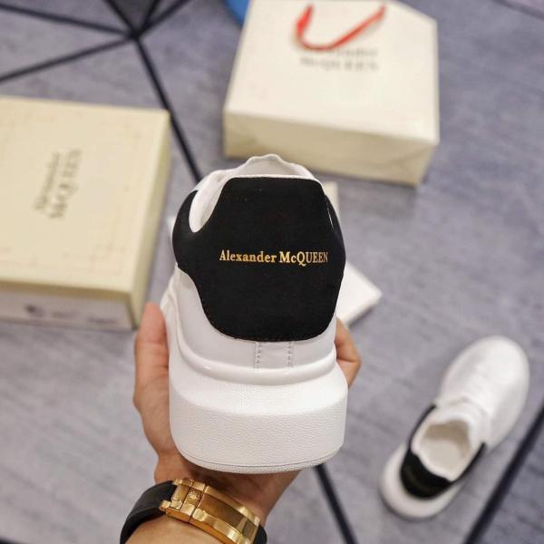 Giày Alexander McQueen Oversized Sneaker ‘White Black’ Gót Nhung Best Quality