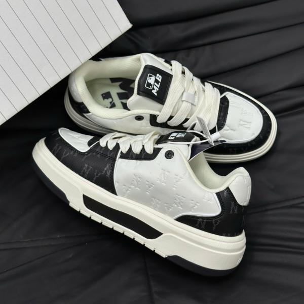 MLB - Giày sneakers unisex cổ thấp Chunky Liner Embo Monogram Best Quality