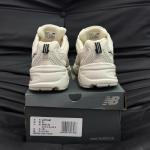 New Balance 530 Ivory