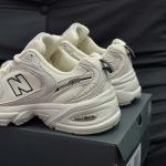 New Balance 530 Ivory