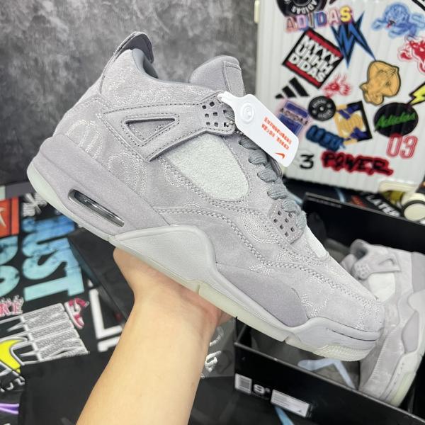 Giày Nike Air Jordan 4 Retro Kaws Best Quality