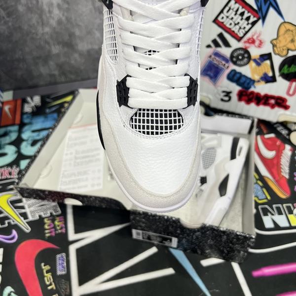 Giày Nike Air Jordan 4 Retro Military- Best Quality